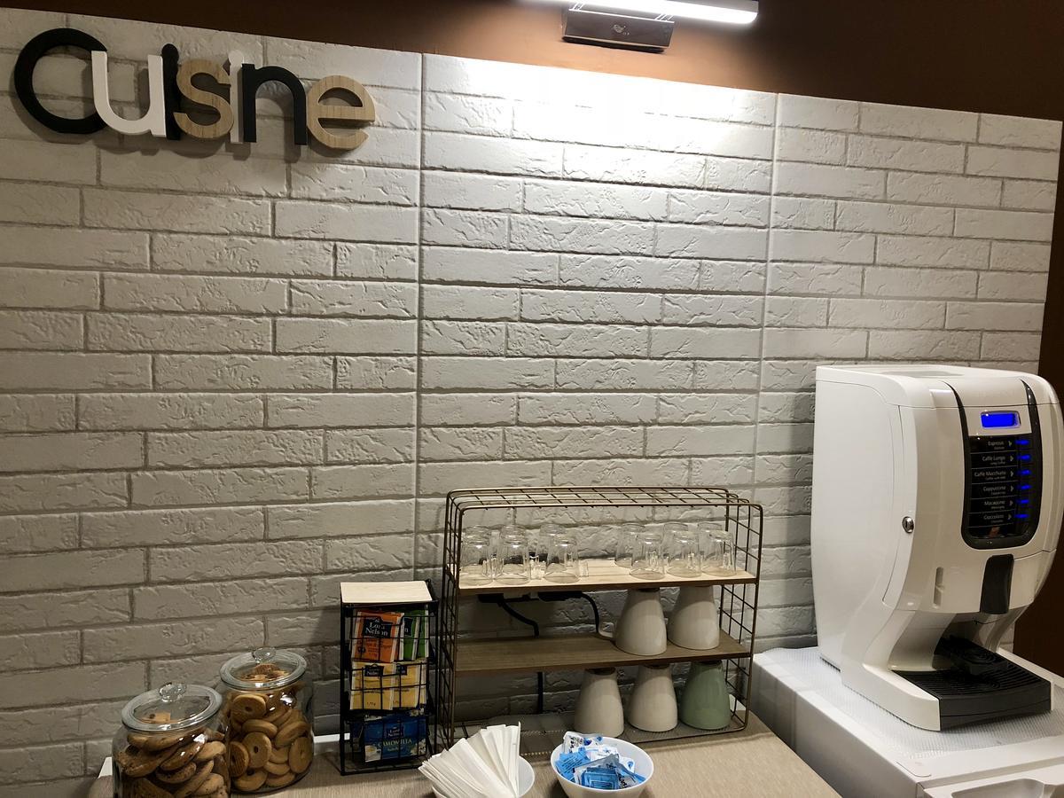 A Due Passi Dal Ponte Hotel Таранто Екстериор снимка